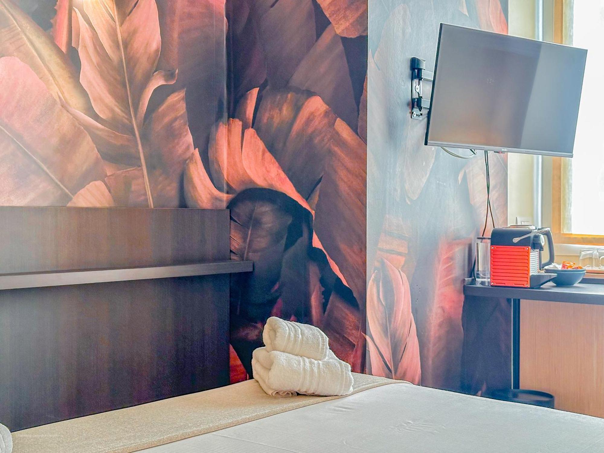 Fontana Suites - 15 Min Dal Duomo Mediolan Pokój zdjęcie