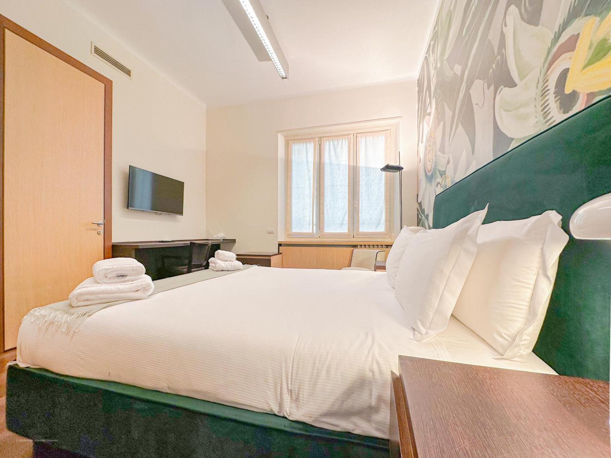 Fontana Suites - 15 Min Dal Duomo Mediolan Pokój zdjęcie